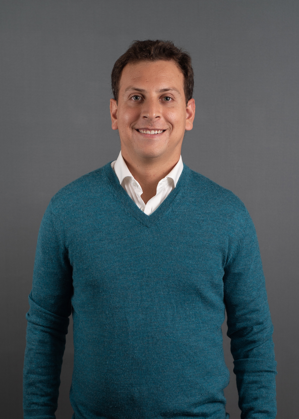 Edwin Moreno Marún — Founder, Surfing Digital